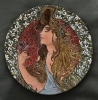 Plato de terracota pintado, art nouveau, sin firmar