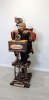 Thomas Kuebler, escultura hiperrealista, bruja con bola, 2009