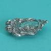 Hebilla de plata art nouveau con perfil femenino, hacia 1900–1915