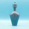 Biberón antiguo de peltre con figura de cobre, atribuido a China, XVIII / XIX.