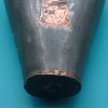 Biberón antiguo de peltre con figura de cobre, atribuido a China, XVIII / XIX.