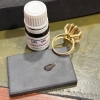 Sortija / Anillo art déco con gran cuarzo citrino, talla esmeralda, oro 18k, años 40