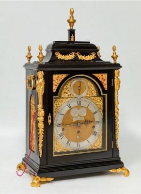 Reloj de sobremesa bracket, John Taylor, Londres, segunda mitad del siglo XVIIl