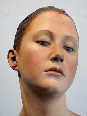 John de Andrea, escultura hiperrealista, bailarina en bronce, 2002