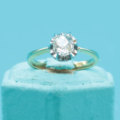 Anillo solitario de oro 18K con diamante antiguo de aprox. 0,75 ct