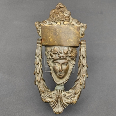 Aldaba de bronce, estilo Imperio, 1800 - 1830
