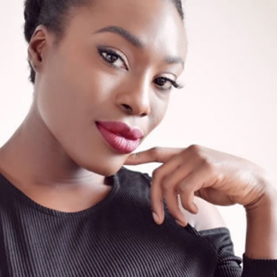Tutoriel Coiffure Azraly avec TheCocodollzz : R&eacute;aliser un tissage facile et rapide