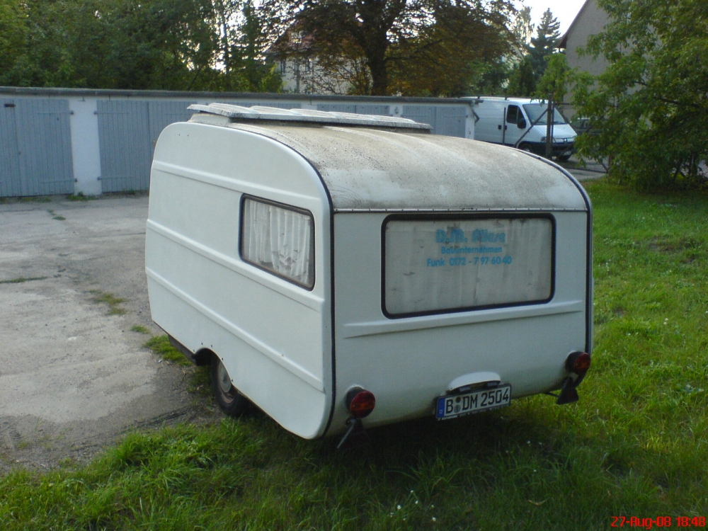 Mini caravan for two