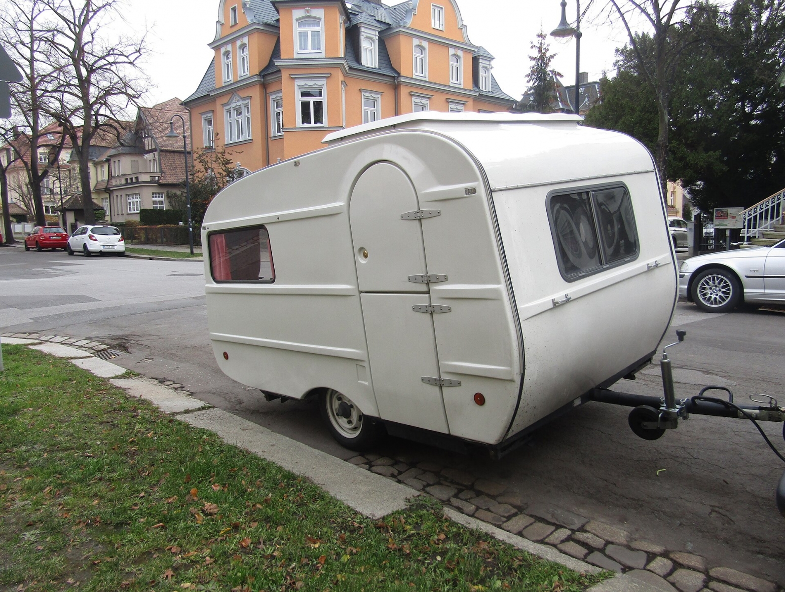 QEK Junior caravan, 1980
