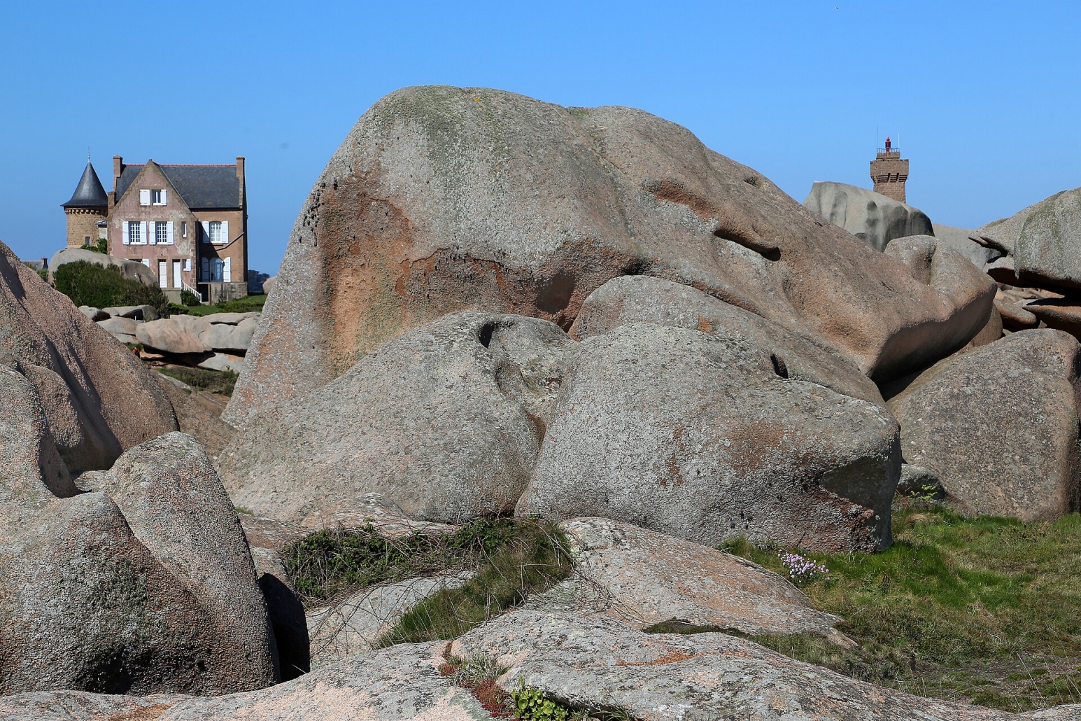 Brittany's pink granite coast in seven days