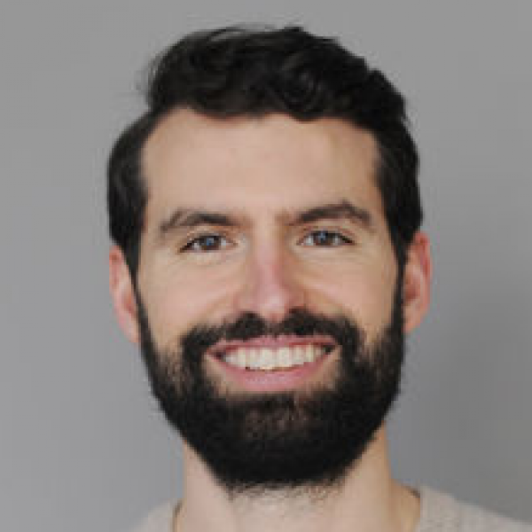 Alex Carabi - profile picture