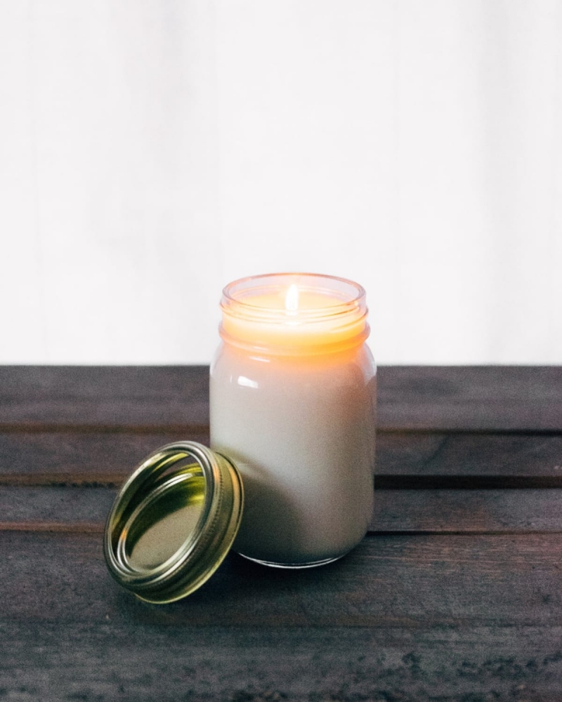 Linen Scented Candle